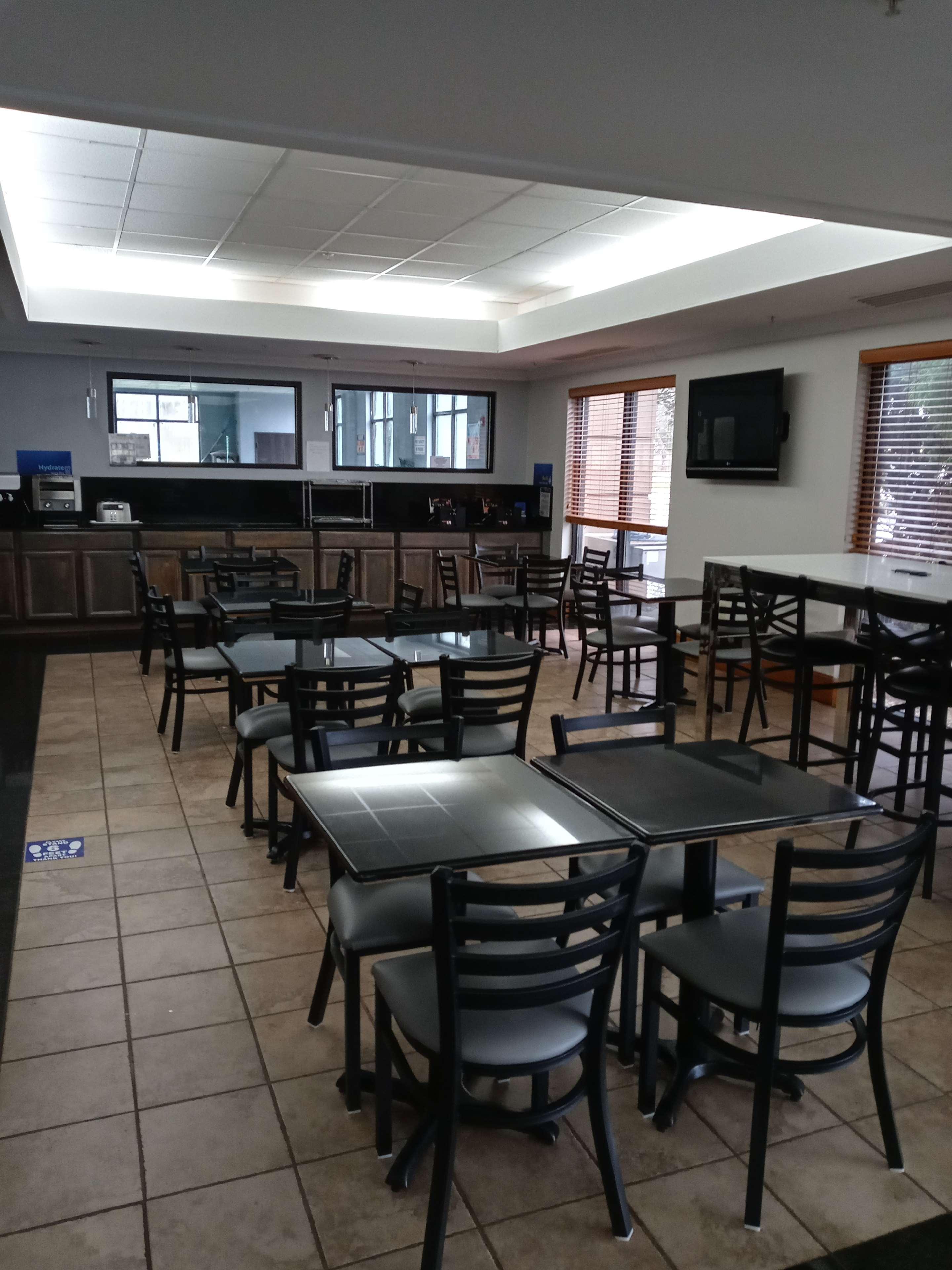 Best Western Chesapeake Bay North Inn North East Exterior photo